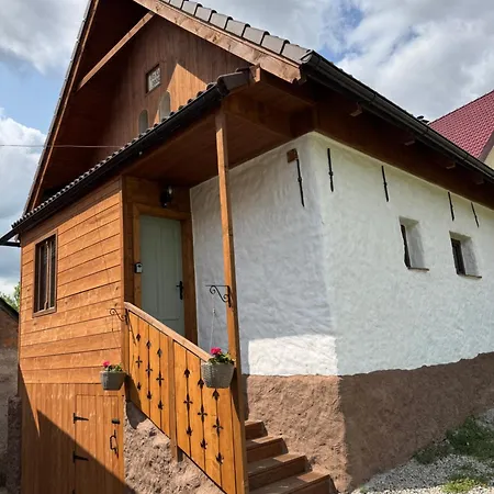 بيت للعطل Chalupa Dasa-Tiny House *